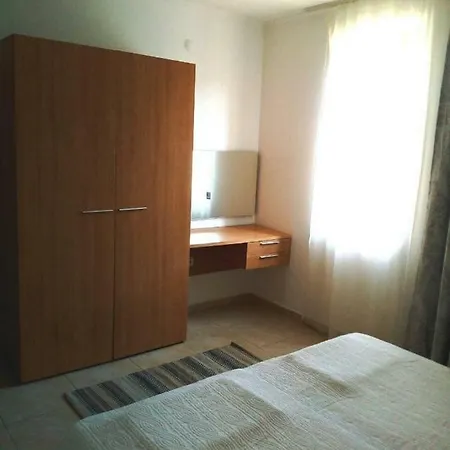 Watermill Sea View * سفيتي فلاس